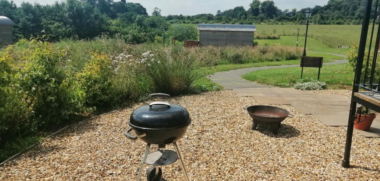Fair Farm Hideaway Waltham on the Wolds Exterior foto